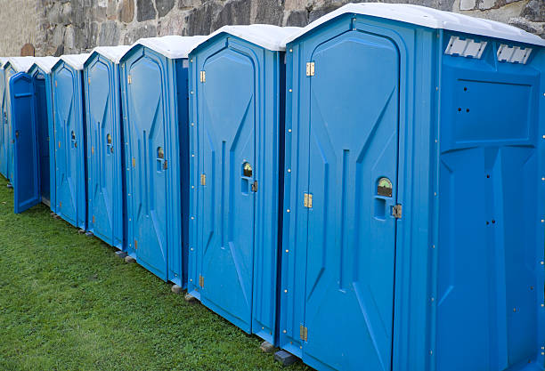 Best Portable Restroom Servicing (Cleaning and Restocking)  in Union City, NJ